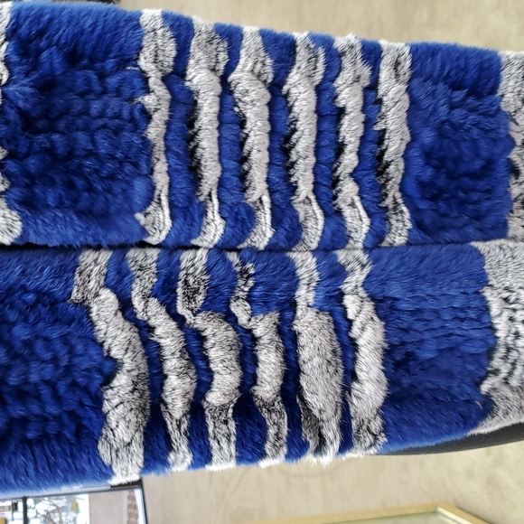 Rex Rabbit Fur Striped Scarf - Picture 2 of 3